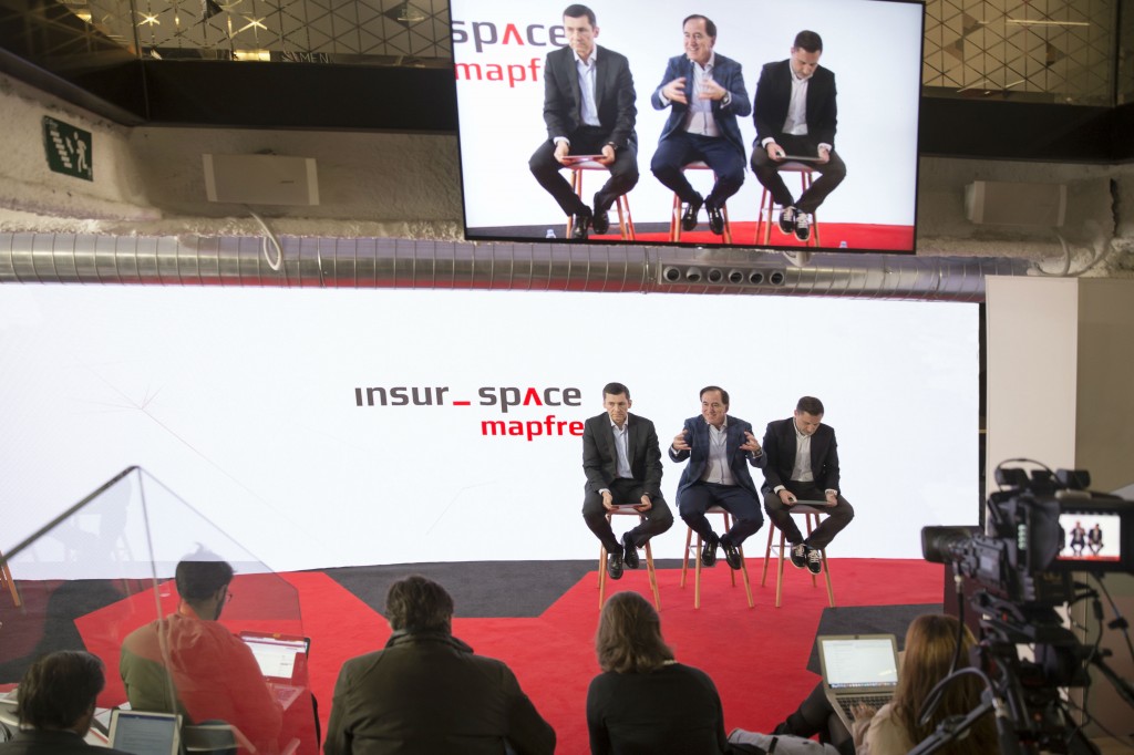 inauguración insurspace 2