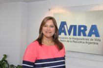 Claudia Mundo fue reelegida Presidente de AVIRA