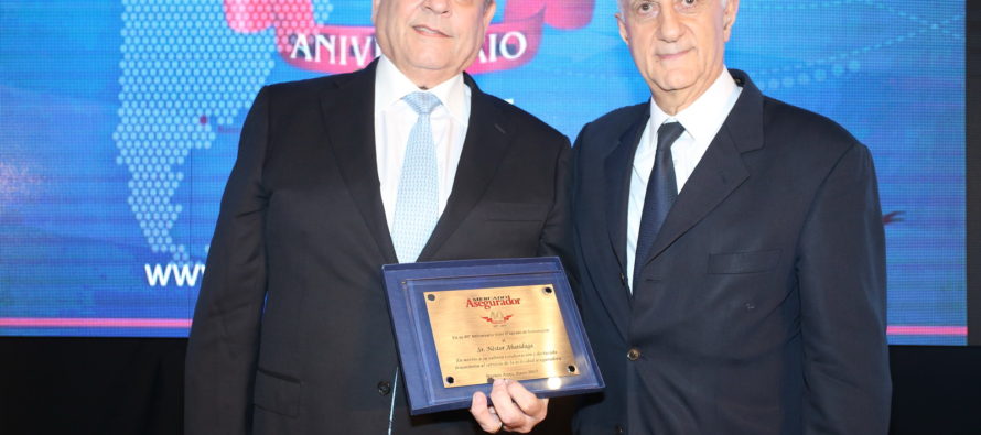 Néstor Abatidaga, Director General Corporativo del Grupo Sancor Seguros, recibió reconocimiento a su trayectoria