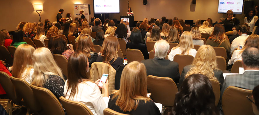 SE INAUGURÓ EL FORO EJECUTIVO DE MUJERES EN SEGUROS