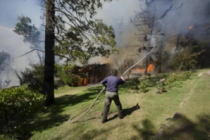 Deberán indemnizar al dueño de tres departamentos incendiados en Bariloche