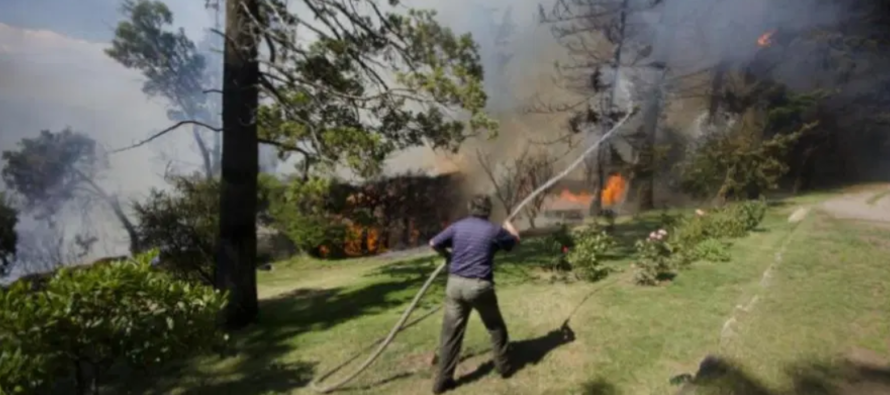 Deberán indemnizar al dueño de tres departamentos incendiados en Bariloche