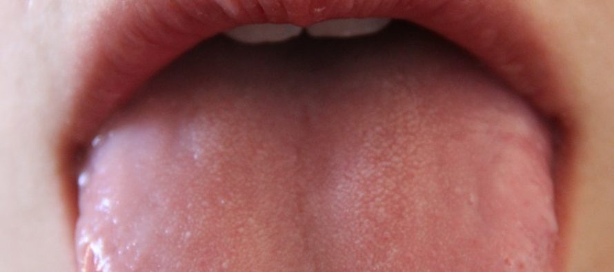 Asegurar dedos o lengua, entre los seguros más raros en México