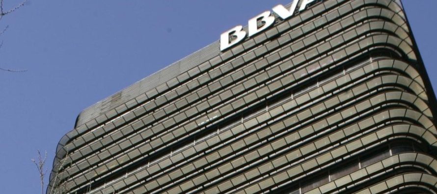 BBVA y La Caja sellan una alianza para desarrollar seguros en Argentina